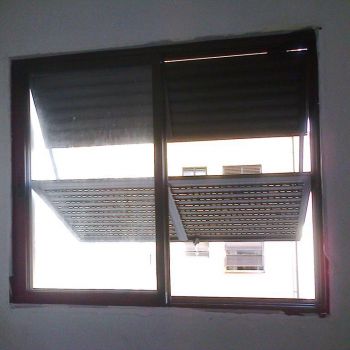 janela 2 folhas com projeção